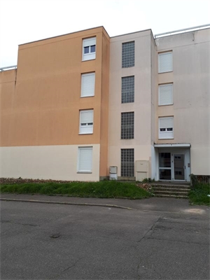 t4 à la location -   71230  SAINT VALLIER, surface 90 m2 location t4 - UBI479074451